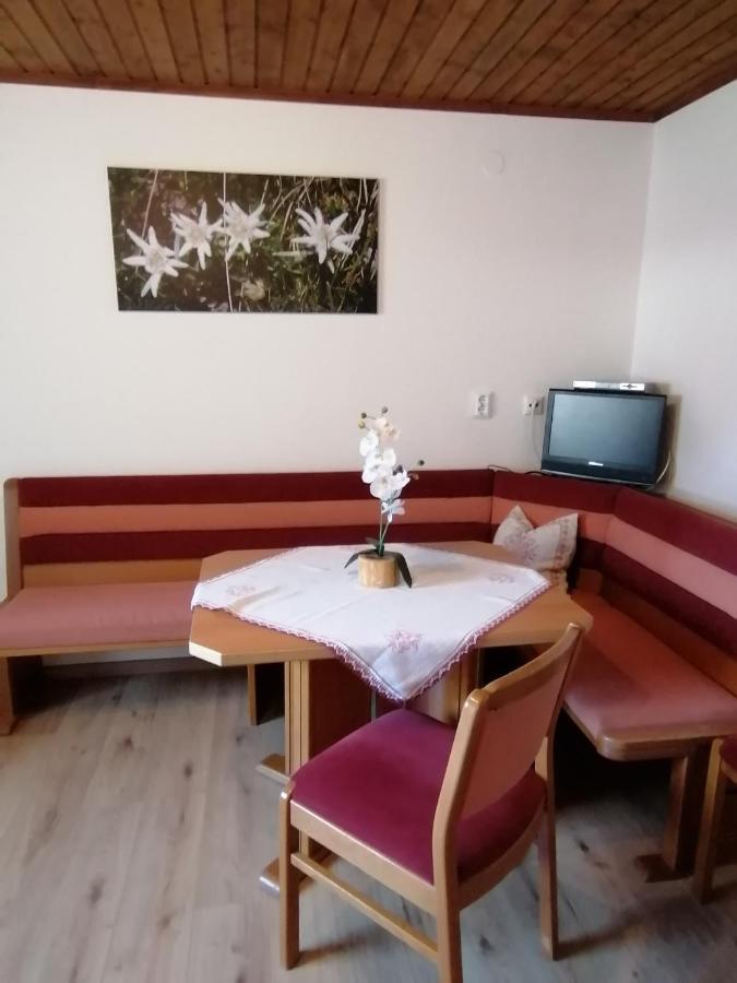 Ferienwohnung Prast Ainet Екстер'єр фото